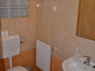F&uuml;rdőszoba
