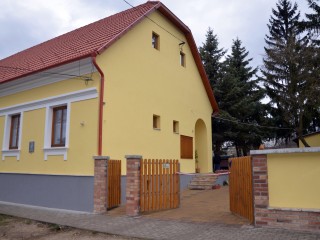 &Aacute;tad&aacute;sra v&aacute;rva 
